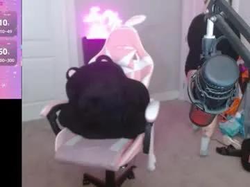 Chaturbate lucigooseygonewild is Freechat lucigooseygonewild — tunes and toys make me cum #shybutfreaky  #curvy #lovense #bigboobs #natural