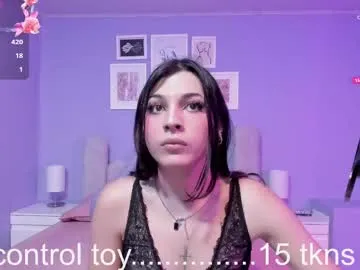 lucrecia_sucker — GOAL: make me gag with ur cock [90 tokens remaining] HI IM LU , your sucker slut, come and cum in my pretty face #new #trans  #fuckmachine #deepthroat #smalltits  #bigass