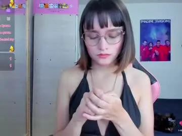lucy_hess_ — GOAL: Sexy Dance [100 tokens remaining] Welcome to my room! #feet #teen #bigass #lovense #new