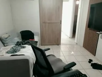 luis_flr — Freechat on Chaturbate