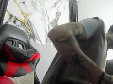 luke_davis01 — CUUUUM SHOW!  #bigcock #tattoo #smoke #master #latino [1999 tokens remaining]