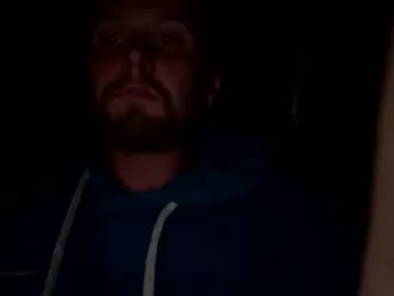lukeeeeey96 — Freechat on Chaturbate