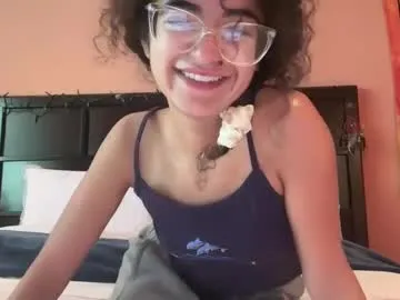 lulakula18 — Welcome to my room! - Goal: play with dildo 5 min [444 tokens left] #18 #hairypussy #latina #cute