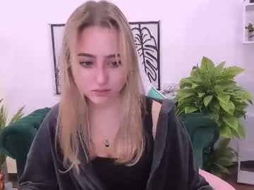 lulu___moon — Do my first day better! #new #young #blonde #cute #nonude [110 tokens remaining]