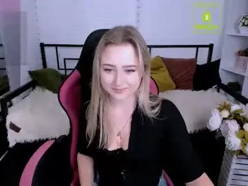 lulu___moon — let's make the day better  #new #young #blonde #cute  [600 tokens remaining]
