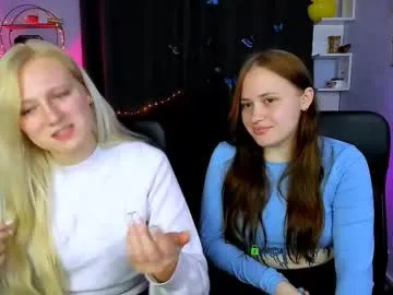 luna_blooming — GOAL: my first goal [295 tokens remaining] Welcome to my room! #feet #shy #teen #lovense #new