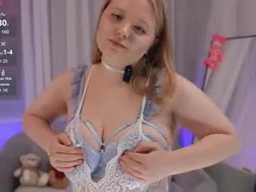 luna_reedy — Welcome to my room! - Goal reached!