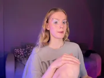 lunacyy — ass tease    #teen #feet  #dance #bigass #natural [81 tokens remaining]