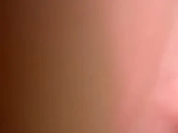 luvtobenude21 — Goal 1 : Take off shirt (15 tokens remaining) #naked #smallpenis