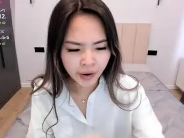 maakimita — Hello guys, I'm having little internet issue but doing my best ! Hope everyone having fun! Next goal is ~ Top Off ~ #asian #18 #lovense #new #shy [222 tokens remaining]