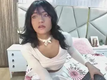 maddy_xoxo_hot — GOAL: Lush x3 minutos [55 tokens remaining] Yummy! #fuckmachine #lovense #trans #anal #bigcock
