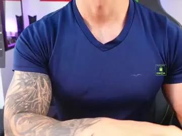 magnus_savage — You were looking for a stud? #nipples #master #ass #masturbation #flex [500 tokens remaining]