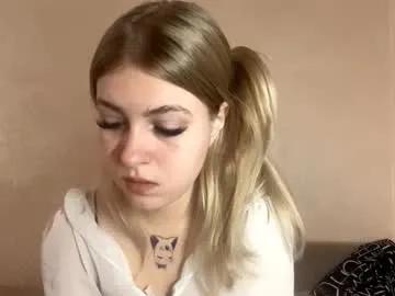 maiafitton — Goal: lick lips close to cam<: My name is Lana #new , new experience to me, hope it turns out well :3  #skinny #young #18 #shy [5 tokens remaining]