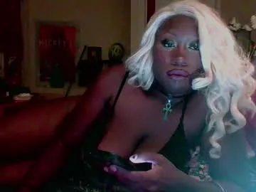 manicpixiedreamgirl__ — Pixie's on <3 #ebony #bigboobs #latina #goth