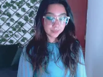 marce_bunny —  #bigass #deepThroat #smalltits #latina [5 tokens remaining]