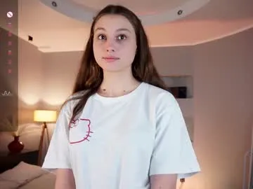 margarethowell — Goal:lose my bra + spank my juicy boobsieHello, my name is Bella! Will we become friends? #bigboobs #lovense #squirt  #18 #natural [0 tokens remaining]