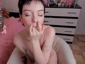margopink — GOAL: suck fingers [14 tokens remaining] im Margot^^my fav vib 10,17,44.90,111 #new #teen #smalltits #skinny #petite