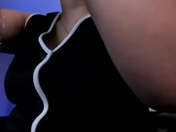martinnabonnet — Im so horny today, let's have fun together!  IG martinnabont1 - Multi-Goal :  SQUIRT #bigtits #curvy #latina #squirt #lovense