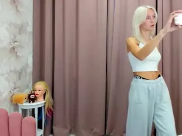 maryy_senn — Maryy_senn's room #18 #bigboobs #teen #new #blond