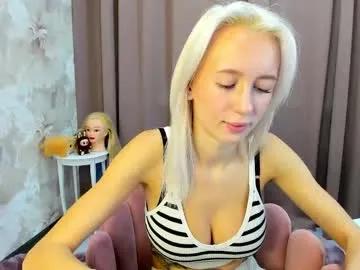 maryy_senn — Maryy_senn's Waiting to play #natural #lovense #dirtytalk #18 #bigboobs #bignaturalboobs