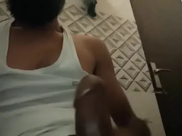 mass1177 — Welcome to my room! - Goal: My first Goal [230 tokens left]