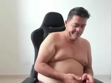massimo_danger — GOAL: SHOW ASS [10 tokens remaining] Welcome to my room! #new #bigbelly #18 #feet #cum