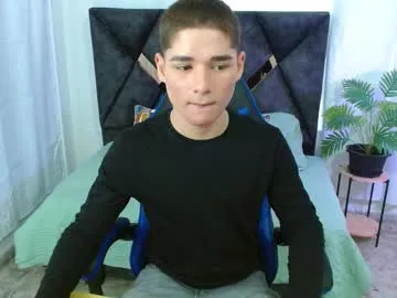 matiii18 — #new !Goal: Cumshow o Cum pvt 299  #young #18 #teen #bigcock [399 tokens remaining]