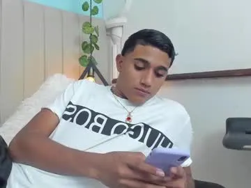matthieu_gimenex — GOAL: Cum Show [1111 tokens remaining] Welcome to my room! #18 #new #latino #bigcock #cum