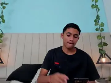 matthieu_gimenex — GOAL: Cum Show [1111 tokens remaining] Welcome to my room! #18 #new #latino #bigcock #cum