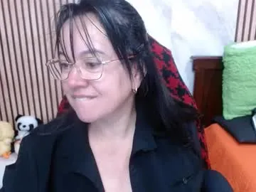 mature_wolf — naked #latina #mature #bigboobs #bigass [149 tokens remaining]