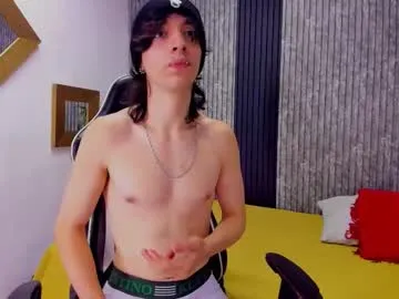 max__hill — GOAL: Show Hot Cock Close [38 tokens remaining] Welcome to my room! #twink #new #young #cum #gay