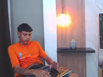 max_willians_ — GOAL: SHOW CUM [552 tokens remaining] Welcomo Babys come to live a great experience with me  #bbc #bigcock #muscle #18 #new