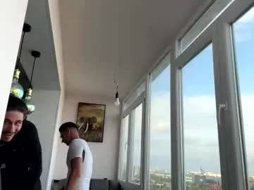 maxandserdy — Welcome to my room! - Goal: My first Goal [300 tokens left]