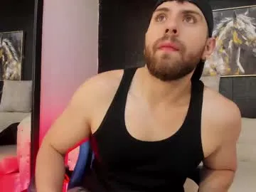 maximo_wolf1 — GOAL: Remove jacket [30 tokens remaining] good experience #muscle #bigdick #blowjob #beard  #hairy i love that you suck my cock and hang with her
