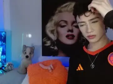 maxiy_001 — GOAL: CUM SHOW [989 tokens remaining] cum #dance #ass #colombian #latino #gay #18