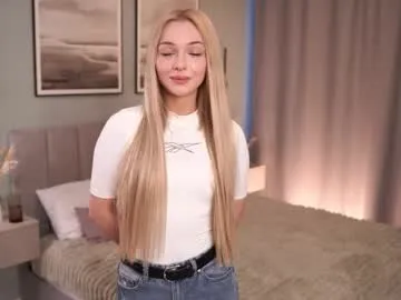 mega_tron_ — Radiant smile for you :)Hello! I'm new here and would love to meet you all  #new #18 #blonde #young #shy [24 tokens remaining]