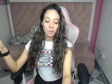 megan_collins_b — GOAL: Sexy Dance [87 tokens remaining] Welcome to my room! #feets #skinny #latina #natural #curlyhair