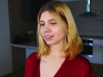 melindascharf — GOAL: red ass [55 tokens remaining] Hello guys My name is  Liz, lets play together #lovense #bigboobs #blonde #bigass #new
