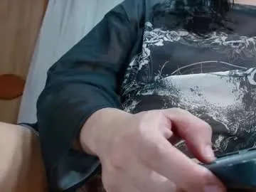 melissa_hot25 — make me cum  [666 tokens remaining]