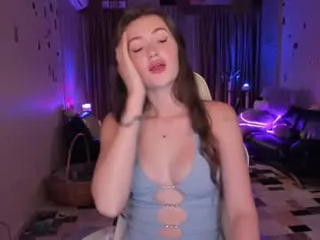 melissakellerr — Aching to tease you senseless and unleash my wild side just for you // GOAL: Closeup teasing  #wet #sweet #bigboobs #young #cute