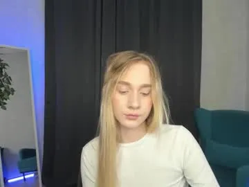 mellisadream — GOAL: dance [33 tokens remaining] Welcome to my room! #new #blonde #nonude #shy #18