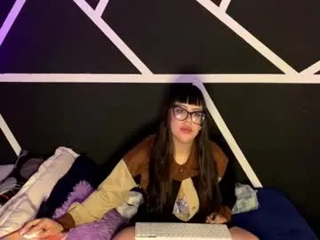 melodydreams1520 — BRA OFF  [200 tokens left] #latina  #naturalbigboobs #teen #bigass #cute