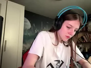 melonygriffen — Hello im Aria! Goal - dance a little  #new #teen #shy #18 #cute [0 tokens remaining]