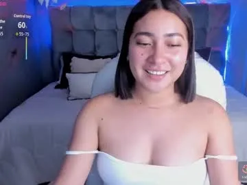 mely_ocean — Fuck pussy at the goal #new  #latina #squirt #young #bigass [300 tokens remaining]