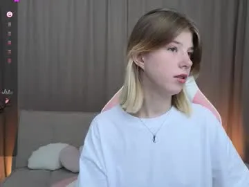 mengsin — Welcome to my room! #anal  #blonde #new #shy #squirt - Goal:  anal dildo in ass 21 cm mmmm [2846 tokens left]