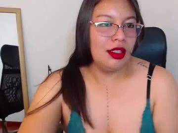 mestiza_bones — GOAL: Show + Spit Tits [25 tokens remaining] Brunette... soft skin, a burning gaze, and curves that provoke.  #curvy #bigboobs #brunette #squirt #milf