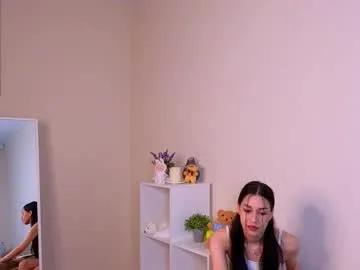 mia_crazyy — GOAL: suck fingers [0 tokens remaining] Welcome to my room! #bigboobs #18 #teen #lovense #new