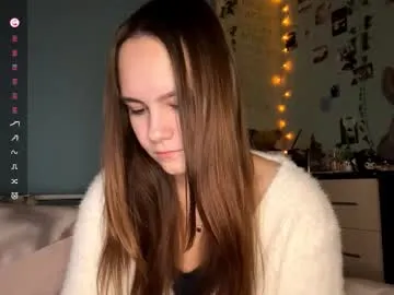 mia_cutesisa — Goal:  tease with my little top for underboobies    #bigass #lovense #anal #squirt #18 [25 tokens remaining]