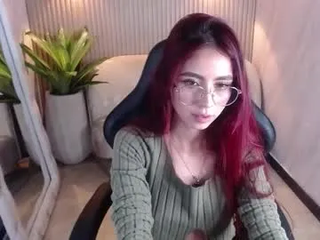 mia_tf — GOAL: Flash tits [48 tokens remaining] Welcome to my room! #new #bigass #redhead #latina #feed