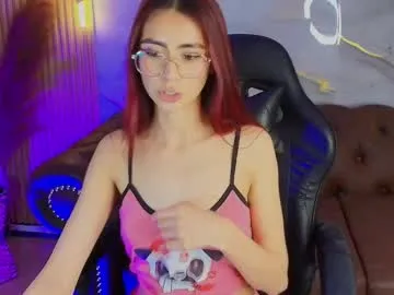 mia_tf — GOAL: Flash tits [15 tokens remaining] Welcome to my room! #new #bigass #redhead #latina #feed